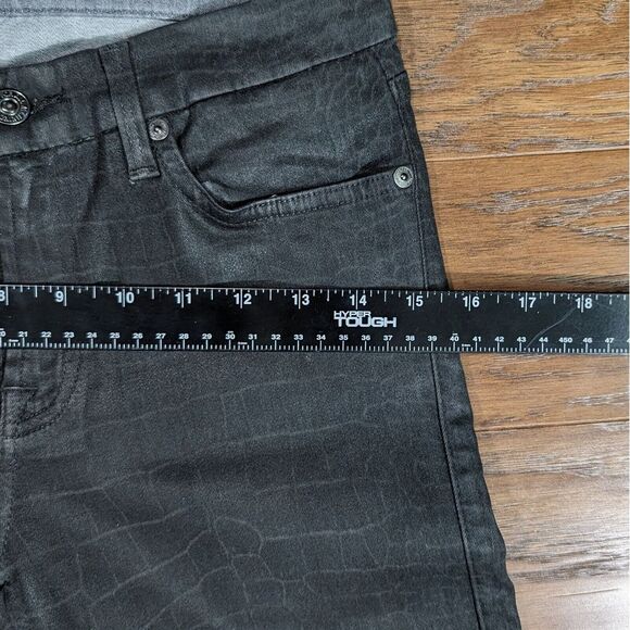 7 For All Mankind Skinny Jeans Croc Pattern Black Size 27 (28x27) Stretch - Picture 8 of 16